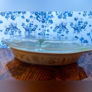 1960s American Heritage Pyrex 🦅
